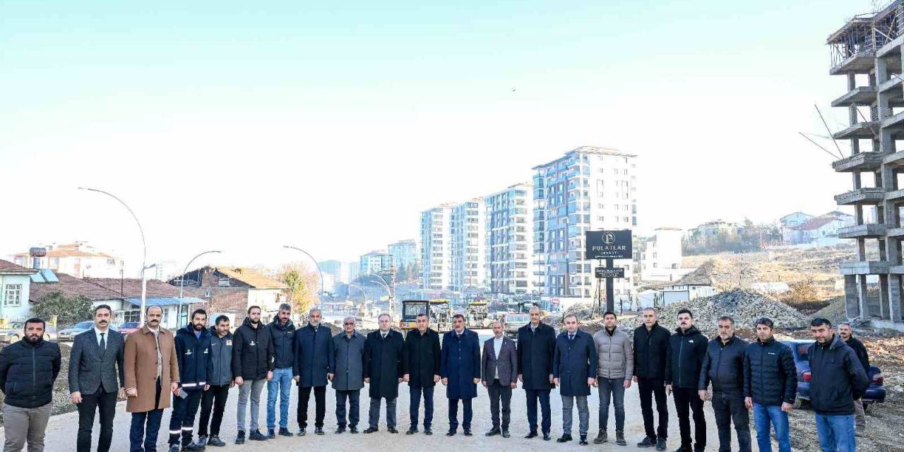Gürkan, İsmet Paşa Caddesi’ndeki Yol Çalışmalarını İnceledi