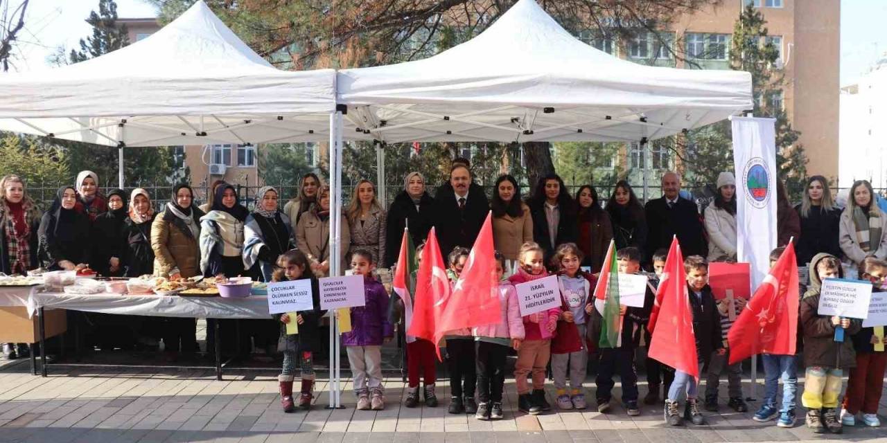 Siirt Belediyesi, Filistin Yararına Yardım Kampanyası Düzenledi