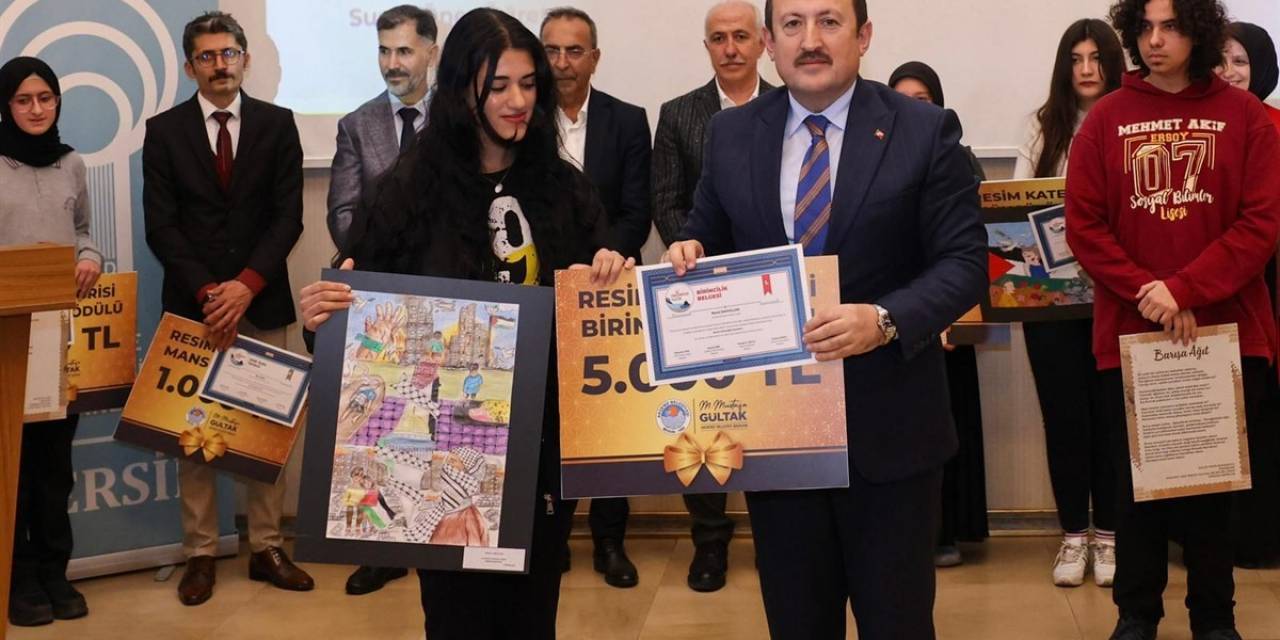 ’yüreğimdesin Filistin’ Yarışmasında Dereceye Girenlere Ödülleri Verildi