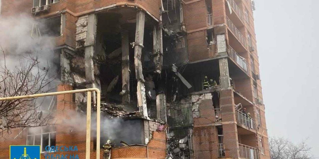 Rusya’nın Füze Yağdırdığı Ukrayna’da Can Kaybı 16’ya Yükseldi