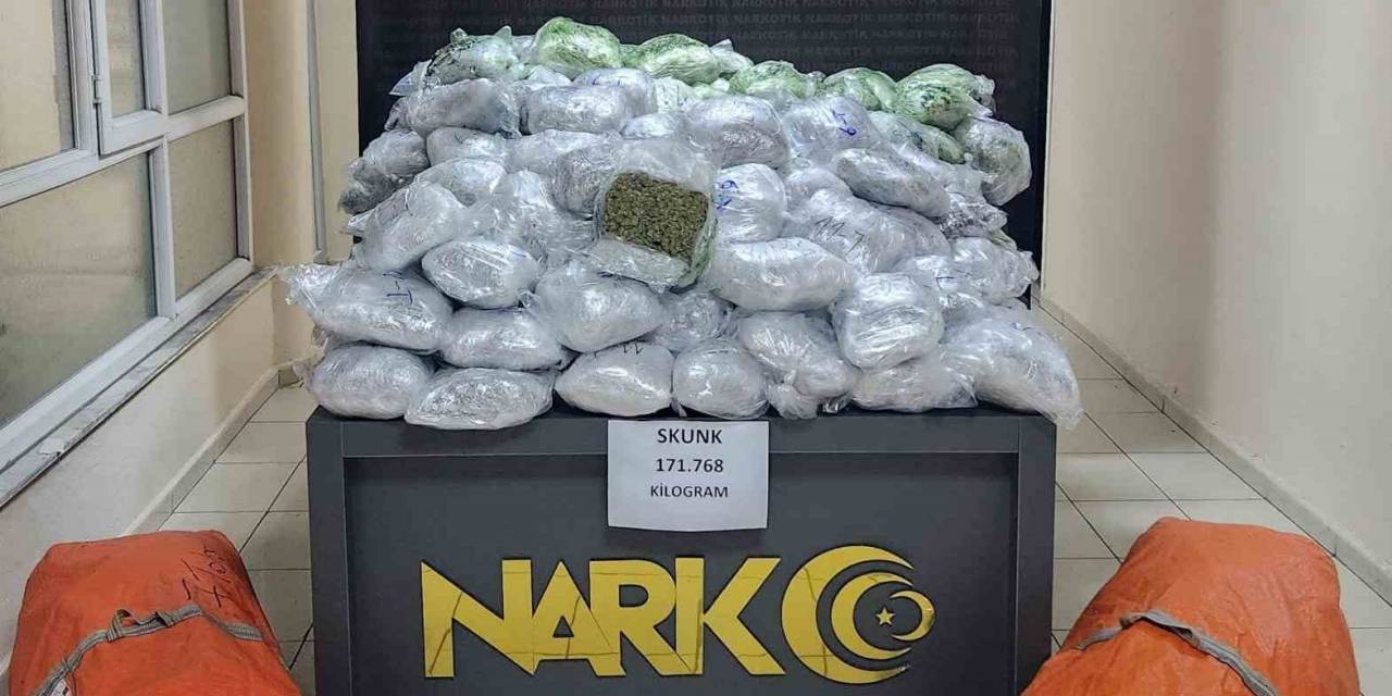 Batman’da Tırda 172 Kilo Uyuşturucu Ele Geçirildi