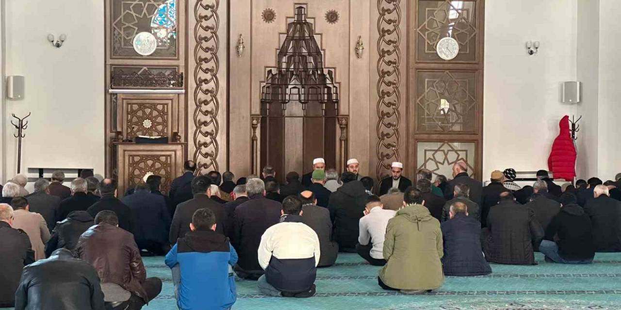 Gaziantep’te Şehitler İçin Mevlit Okutuldu