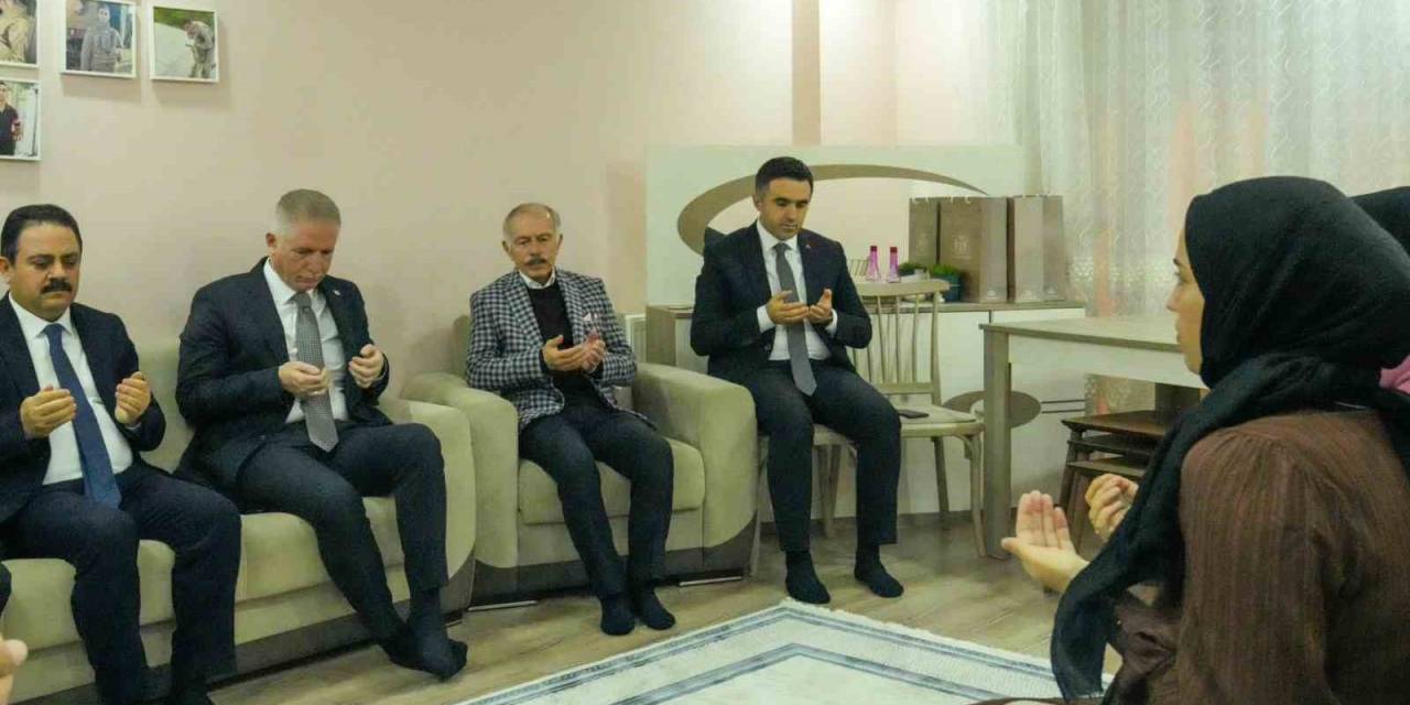 Vali Gül, Kaymakam Şenel Ve Başkan Atila Aydıner’den Şehit Ailesine Ziyaret