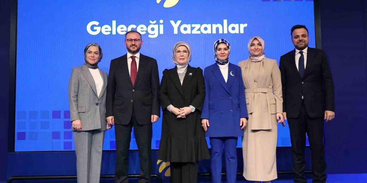 Turkcell İle ‘Geleceği Yazanlar’ 10 Yaşında