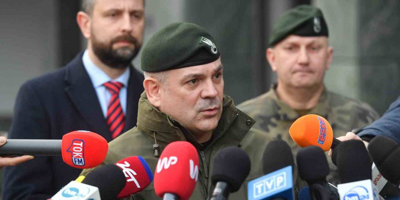 Polonya Genelkurmay Başkanı Kukula: “Hava Sahamızı Rus Füzesi İhlal Etti”