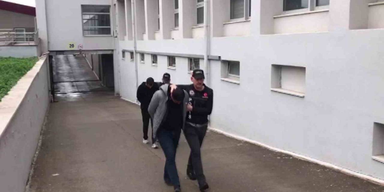Adana’da Operasyonda Yakalanan 4 Torbacı Tutuklandı