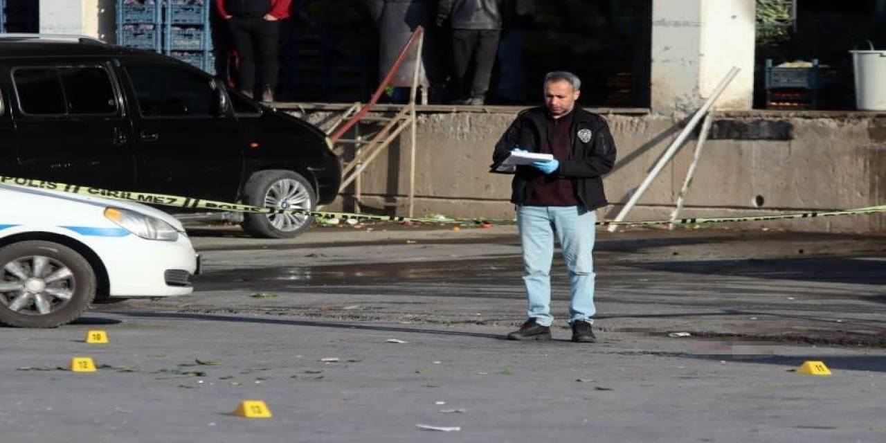 Hal Kompleksindeki Kanlı Karşılaşmada Ağır Yaralanan Şahıs Hayatını Kaybetti