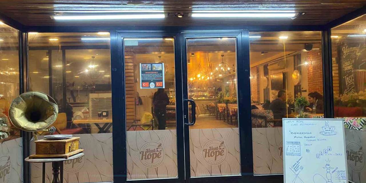 Deprem, Gazze Ve Şehitler Nedeniyle Yılbaşı Kutlaması Yapılmayacak