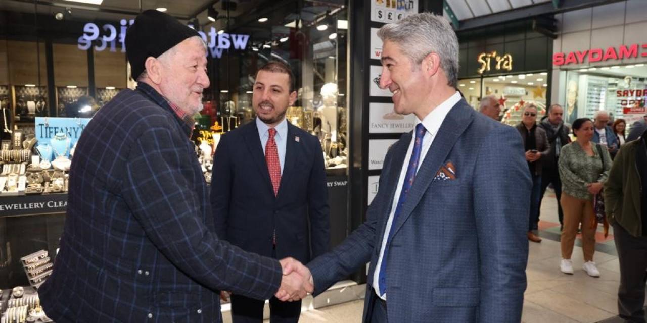 Başkan Oktay Esnafların Yeni Yılını Kutladı