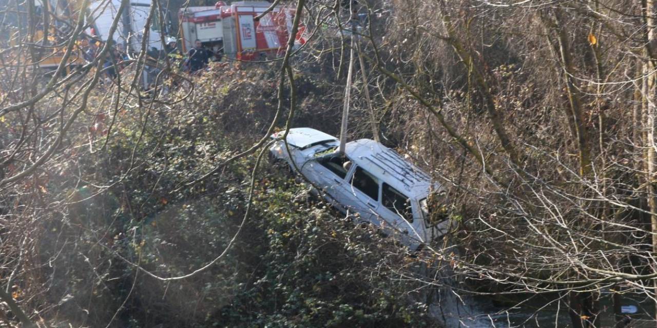 Emekli Aylığını Çekmek İçin Evden Çıkmıştı, Dere Yatağında Otomobilde Cesedi Bulundu