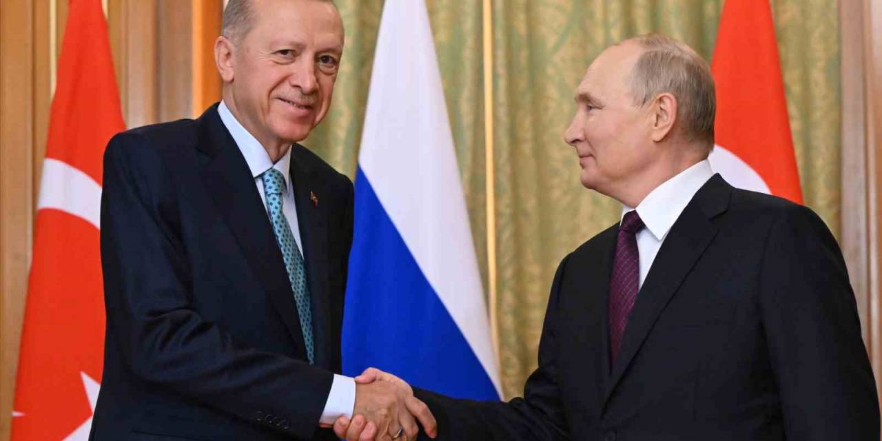 Putin: "Moskova Ve Ankara Yeni Yılda İkili Siyasi Diyaloğu Geliştirmeye Devam Edecek"