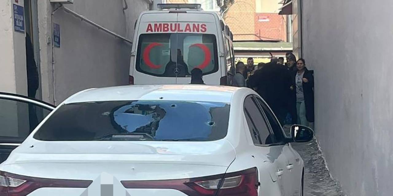 Sultangazi’de Silahlı Çatışma: Olay Yerinden Geçen Çocuk Kurşunların Hedefi Oldu