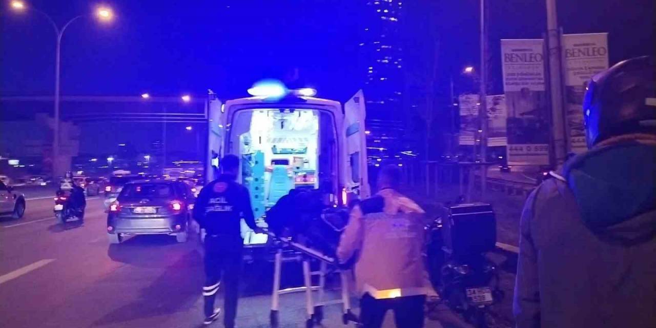 Kadıköy’de 2 Motosiklet Çarpıştı: 1 Yaralı
