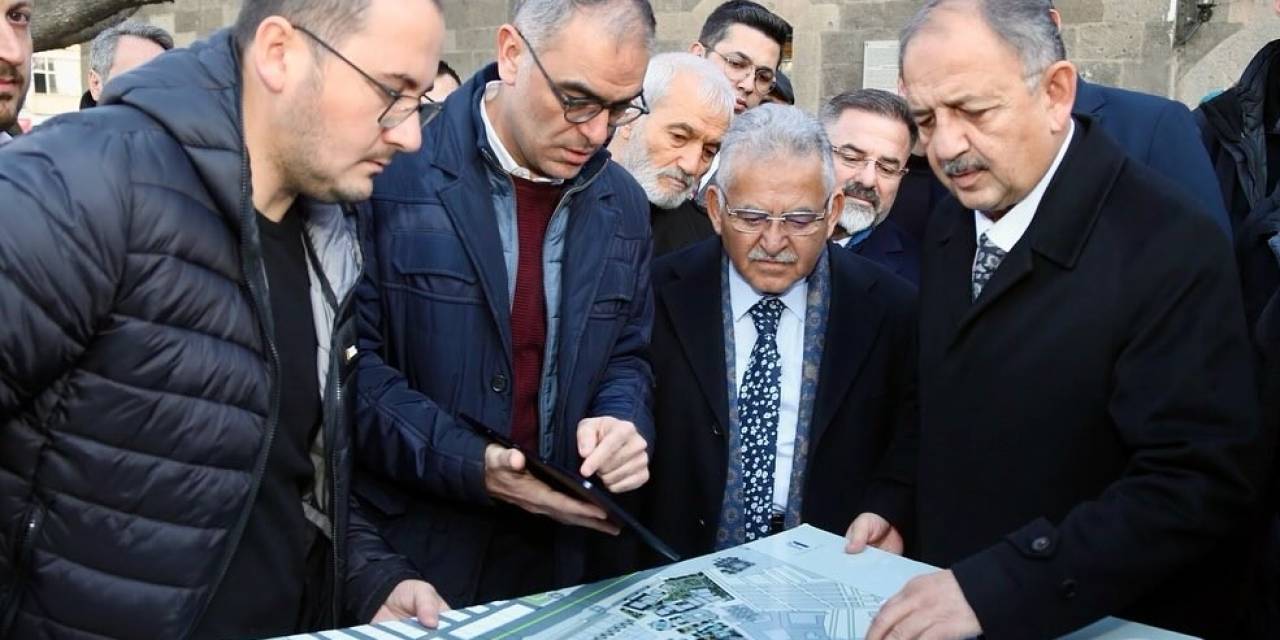 Bakan Özhaseki, Suriçi Ve Cami Kebir Projelerini İnceledi