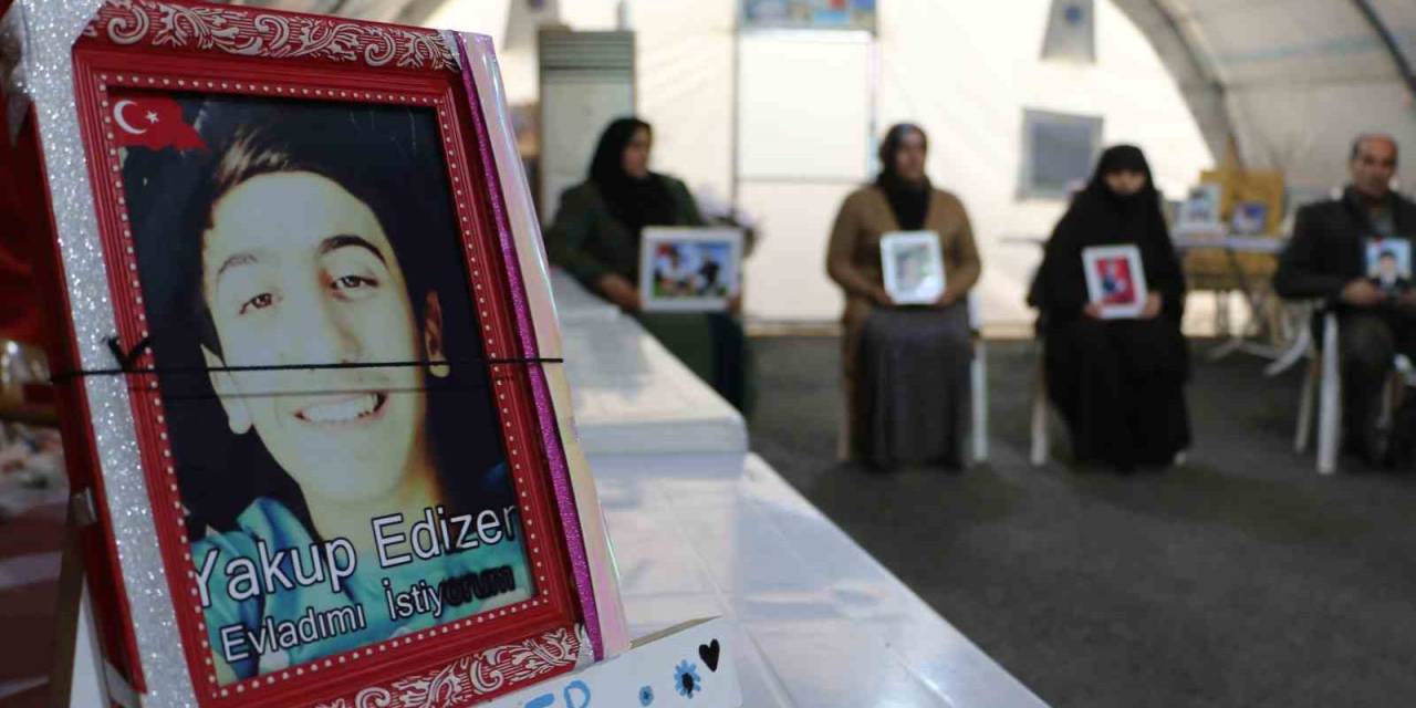 Diyarbakır Anneleri Yeni Yıla Evlat Hasretiyle Buruk Giriyor