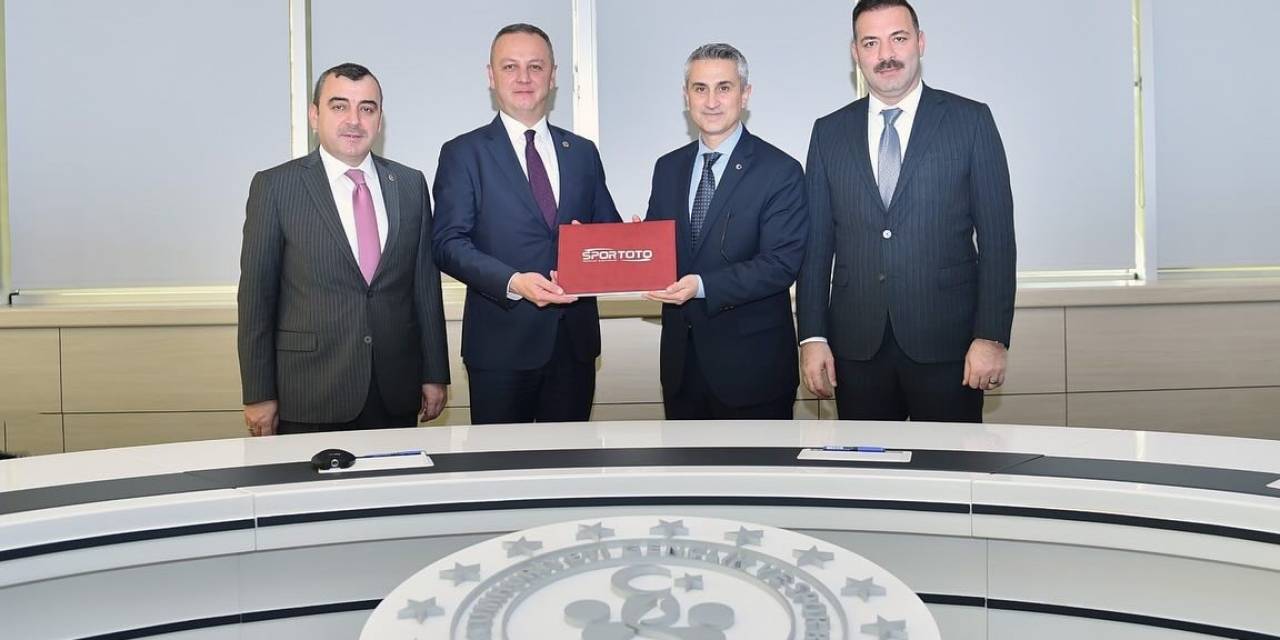 Amatör Spor Kulüpleri İçin Soyunma Odaları Yapılıyor