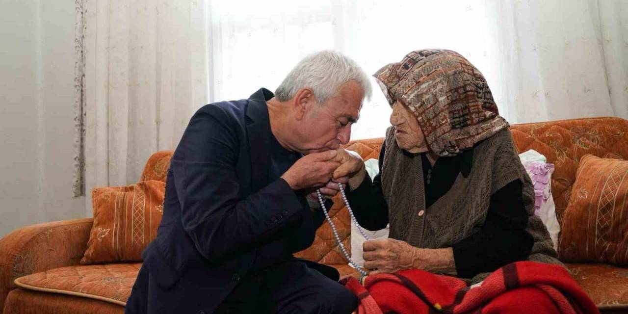 ‘Cumhuriyet Anne’ 2023’ün Son Gününde Hayatını Kaybetti