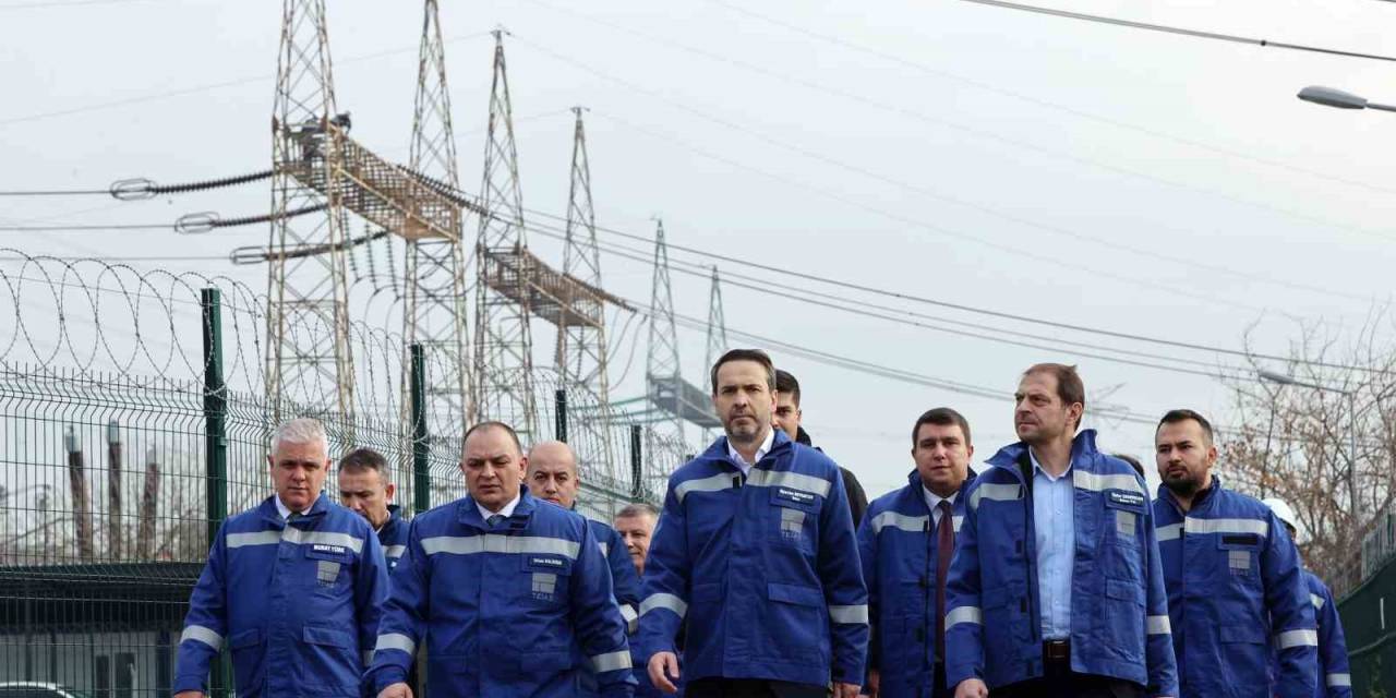 Enerji Bakanı Bayraktar "Önümüzdeki Yılda Artan Enerji Fiyatlarından Vatandaşları Korumaya Devam Edeceğiz"