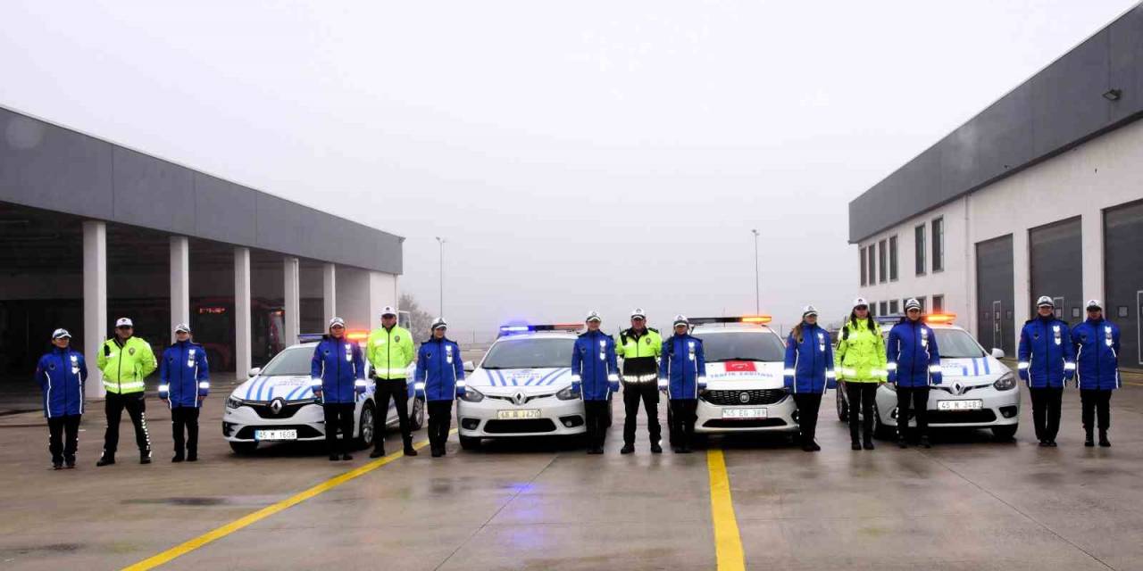 Manisa’da 10 Yeni Kadın Zabıta Göreve Başladı