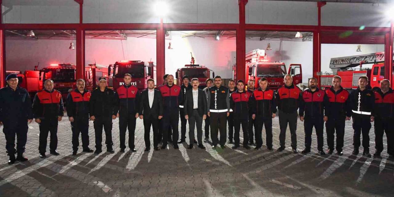 Vali Ergün Yeni Yıla Görev Başında Giren Kamu Personelini Ziyaret Etti