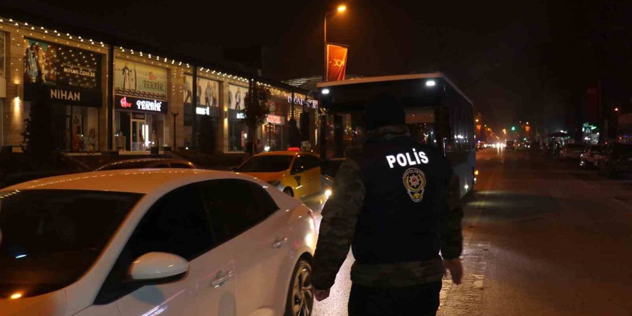 Malatya’da Yılbaşı Gecesi 2 Bin 200 Polisle Denetim Yapılıyor