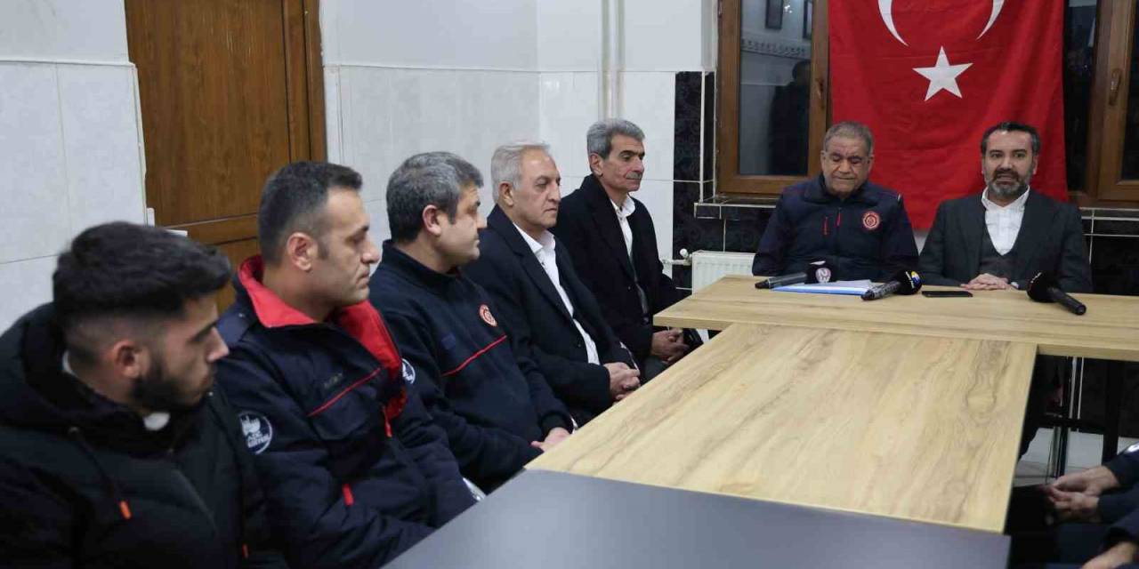 Başkan Şerifoğulları Yılın Son Gününde İtfaiye Personeliyle Buluştu