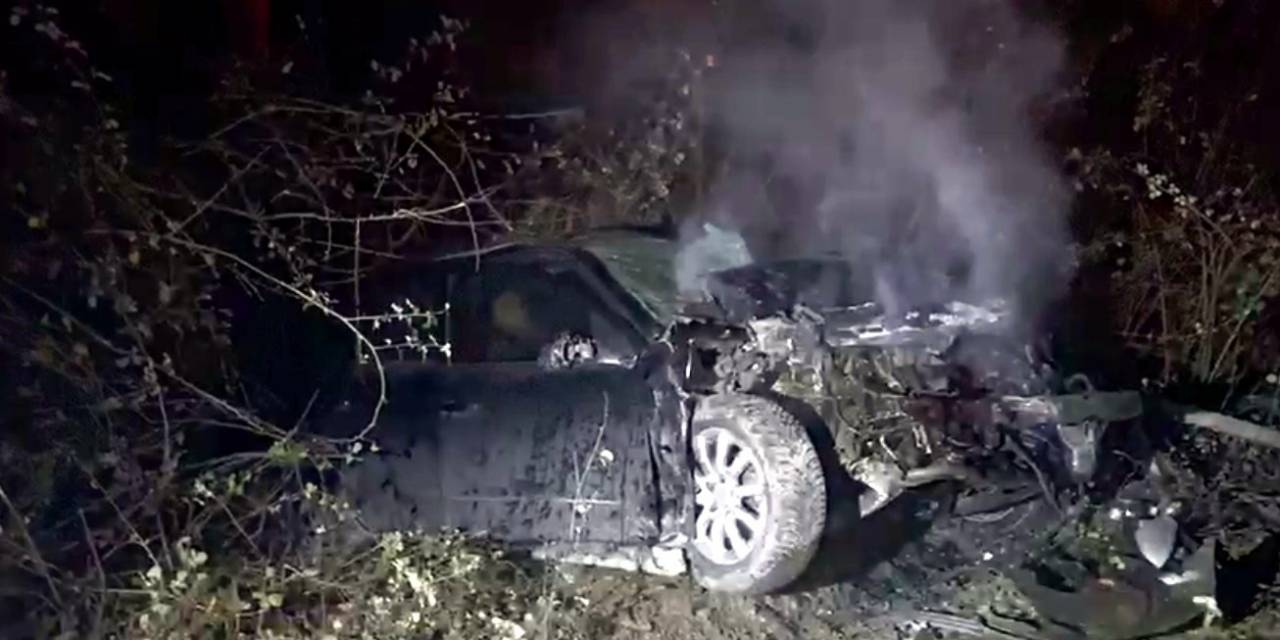 Polisten Kaçan Sürücü Jandarmayı Görünce Kaza Yaptı