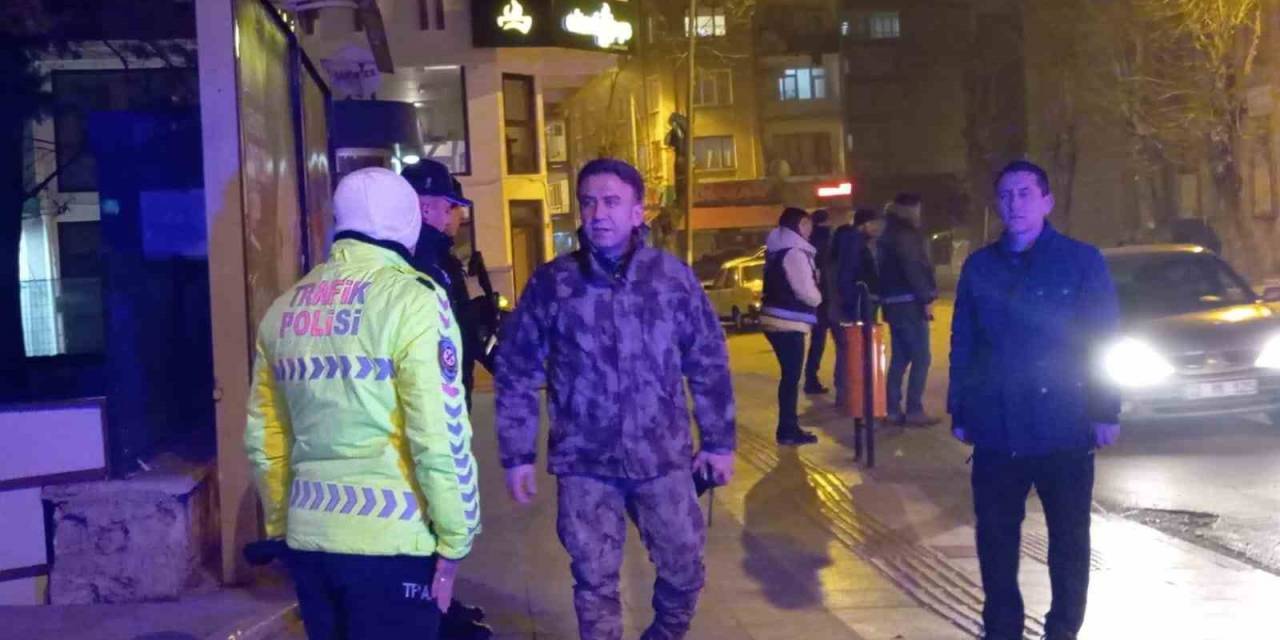 Emniyet Müdürü Pehlivan, Polisler Ve Vatandaşların Yeni Yılı Kutladı