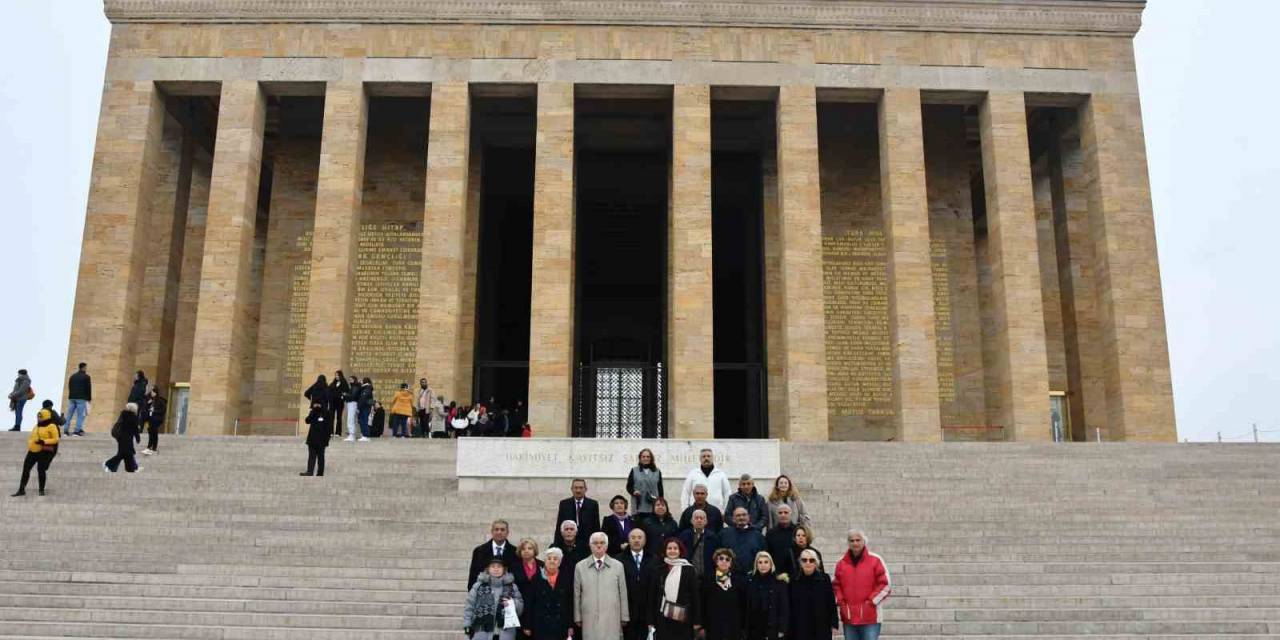 Yaşlı Meclisi Anıtkabir’de