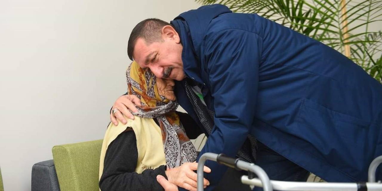 Başkan Vidinlioğlu Yeni Yıla Görev Başındaki Ekipler Ve Huzurevi Sakinleri İle Girdi