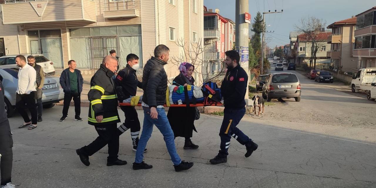 Otomobil İle Hafif Ticari Araç Çarpıştı: 1 Yaralı