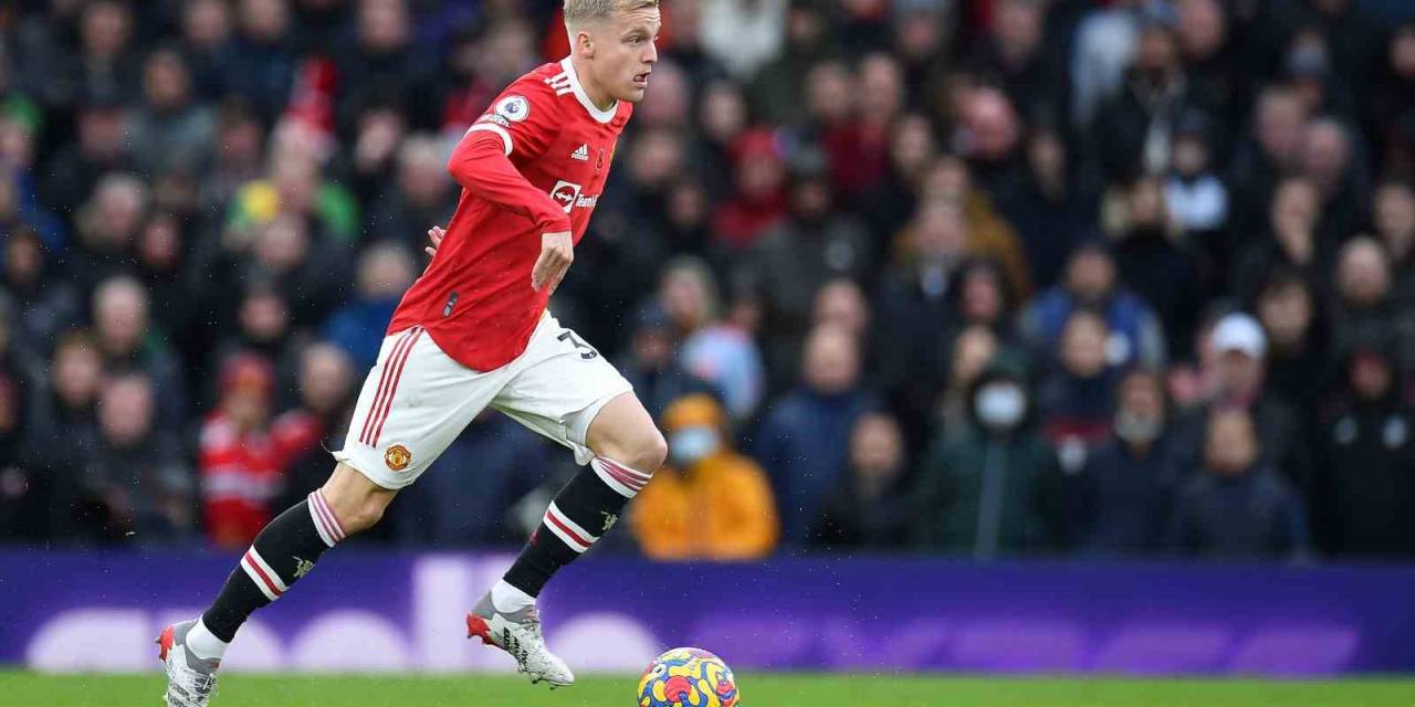 Donny Van De Beek, Sezon Sonuna Kadar Eintracht Frankfurt’a Kiralandı