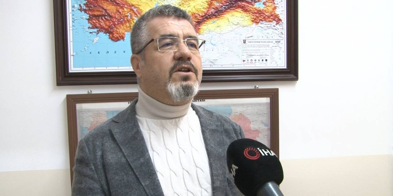 Deprem Uzmanı Prof. Dr. Arslan: “İnşallah Japonya Gibi Hem Afete Bilinçli Toplum Haline Geliriz Hem De Afete Dirençli Kentler Oluşturmaya Başlarız”