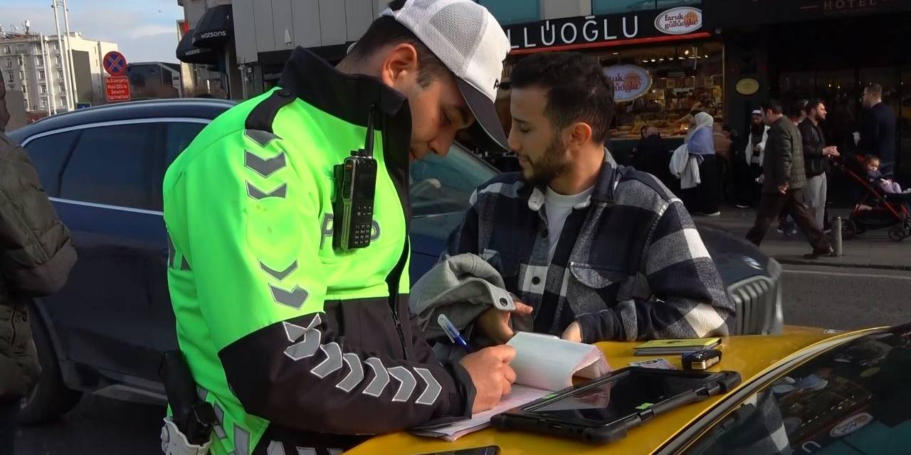 Taksim’de Yılın İlk Ticari Taksi Denetimi Yapıldı: 5 Sürücüye 32 Bin Tl Ceza