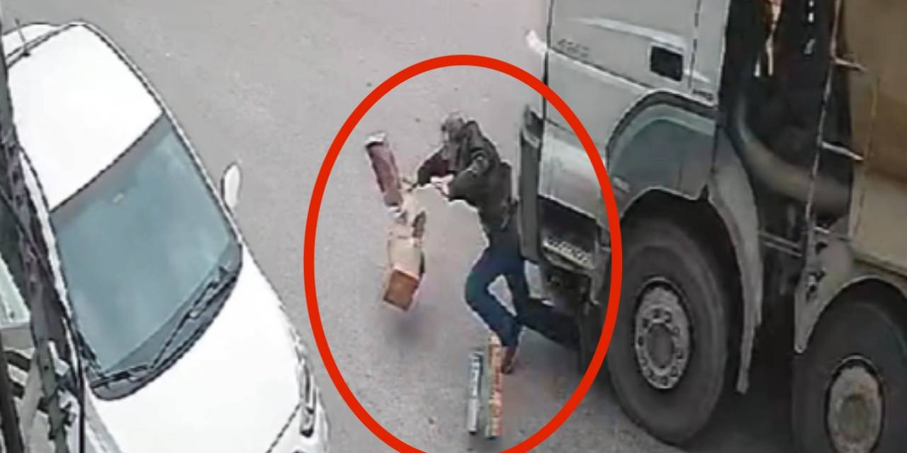 Bursa’da Yolun Karşısına Geçmeye Çalışan Yaya Hafriyat Kamyonunun Altında Kaldı