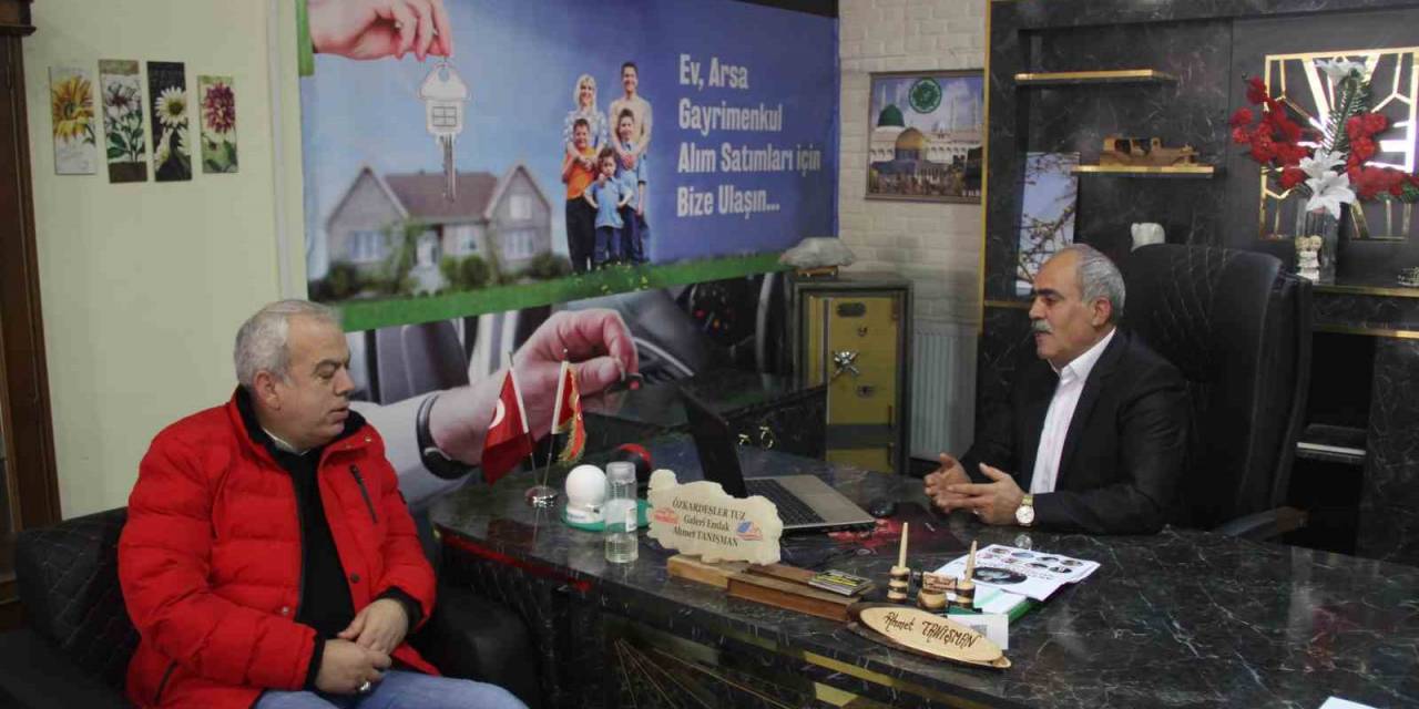 Muhtar Seçilirse 5 Yıllık Maaşını İhtiyaç Sahibi Vatandaşlar İçin Bağışlayacak