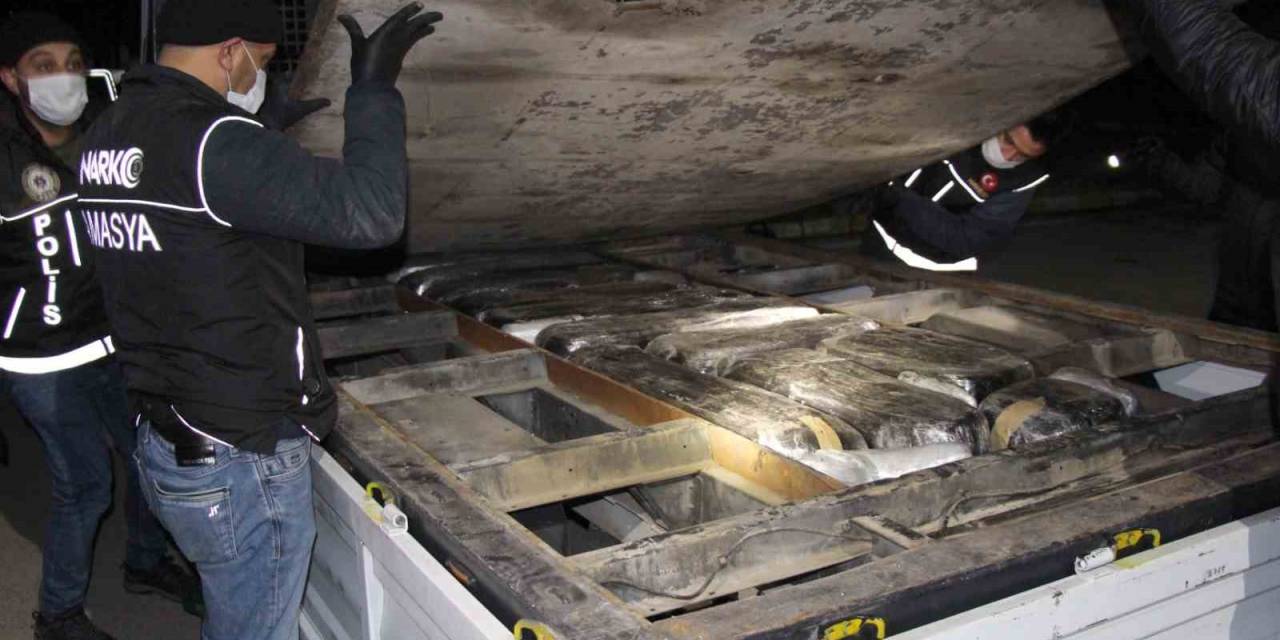 Amasya’da 120 Kilogram Uyuşturucu Ele Geçirildi: 2 Gözaltı