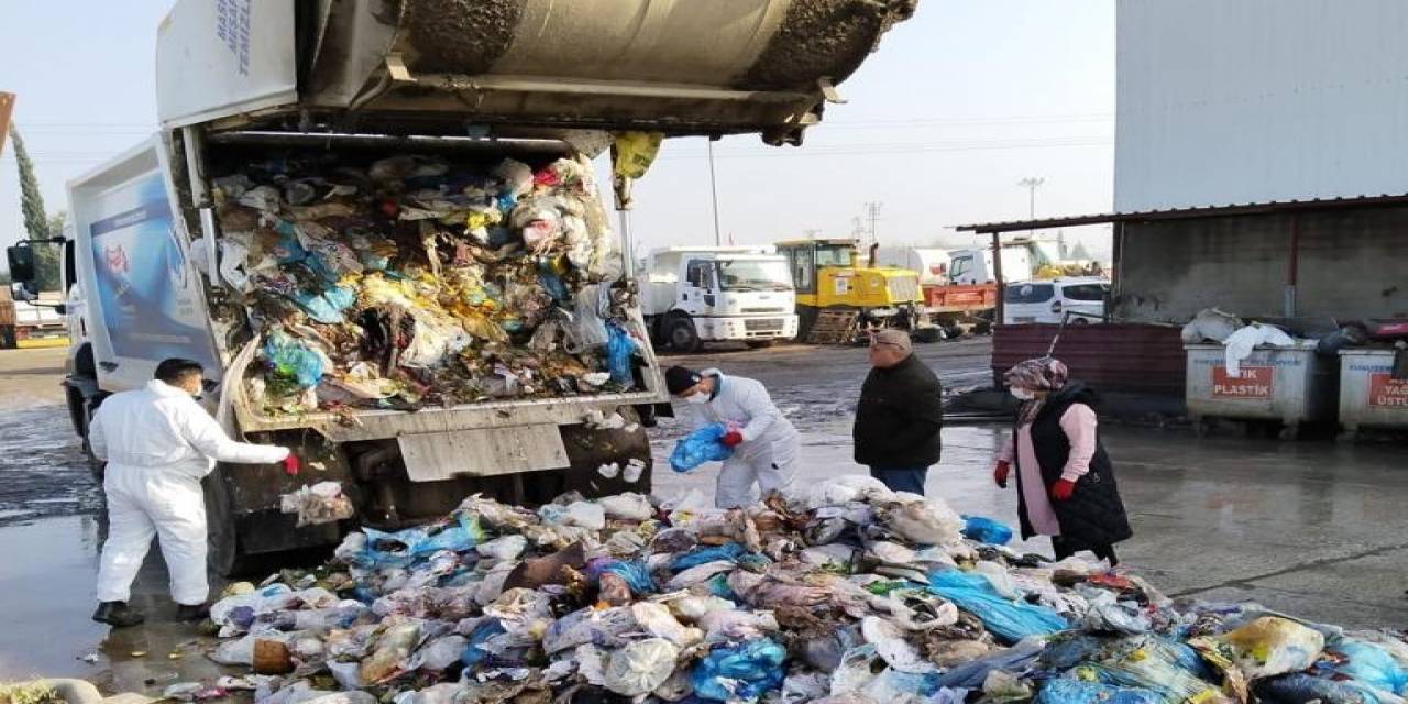 Çöplerin İçinde Altın Aradılar