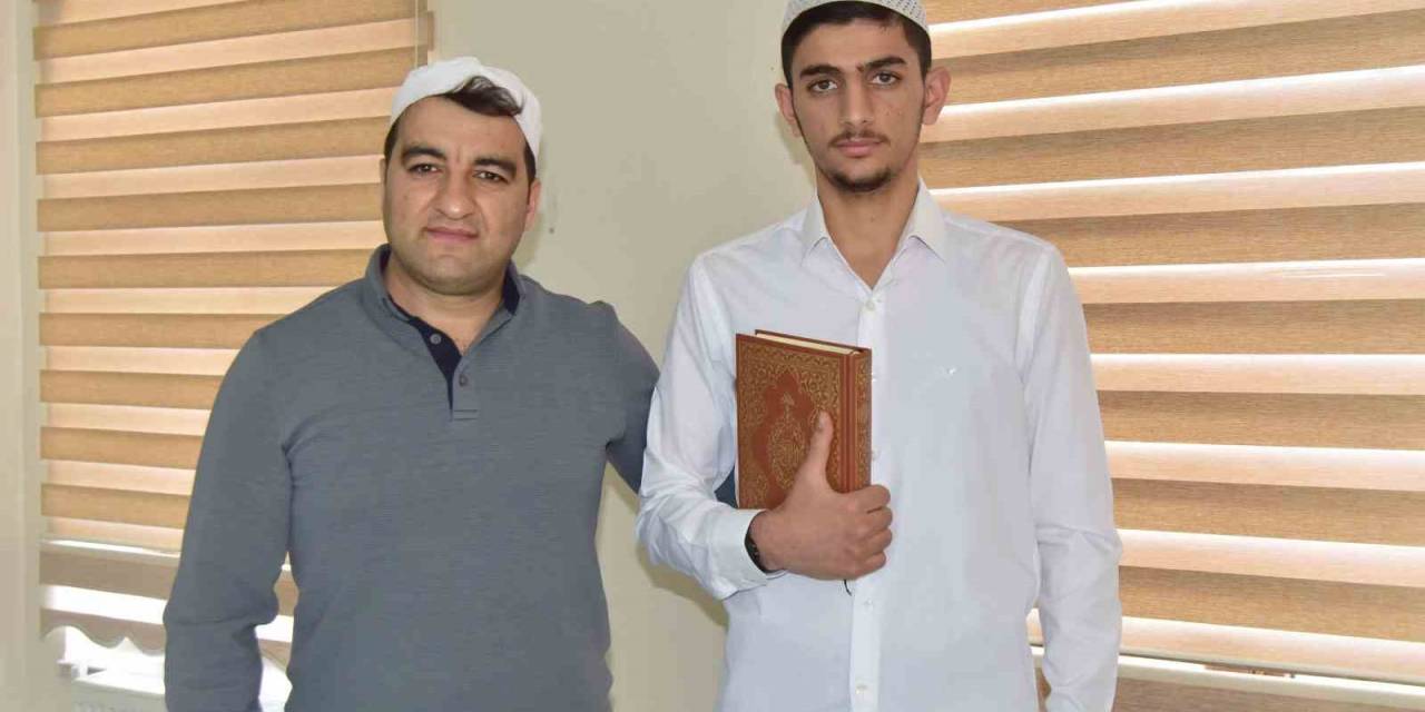 Lise Öğrencisi 2 Ayda Hafız Oldu