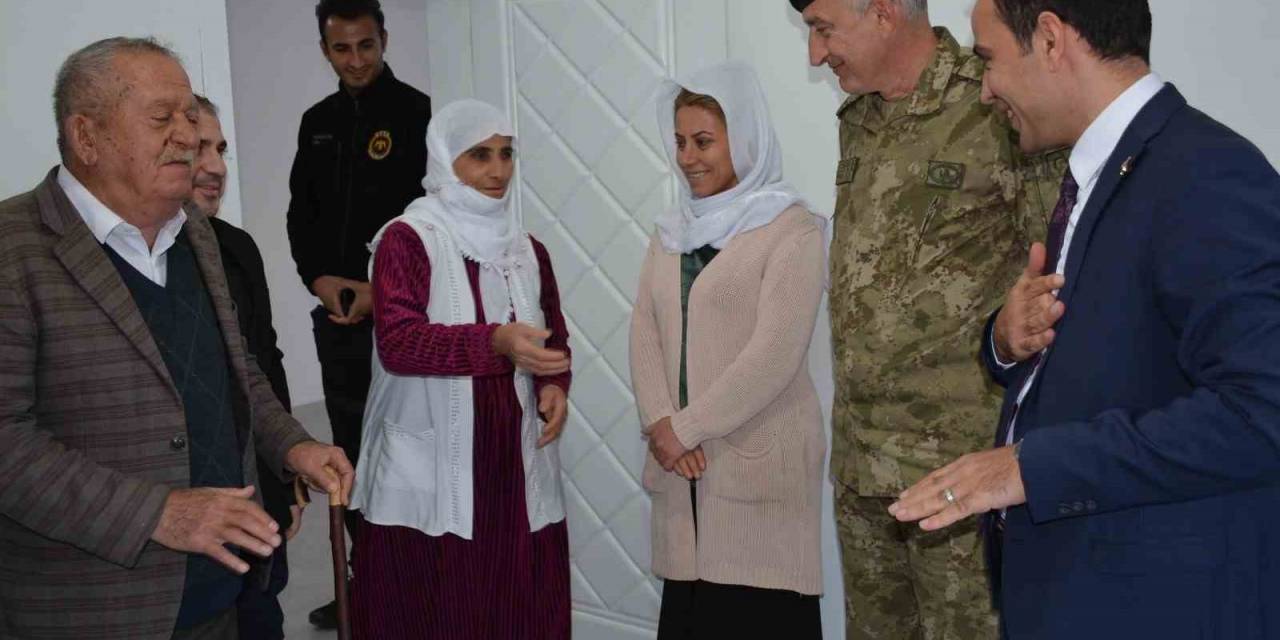 Milli Savunma Bakanlığı Şırnak’ta Kıbrıs Gazisinin Evini Yeniledi