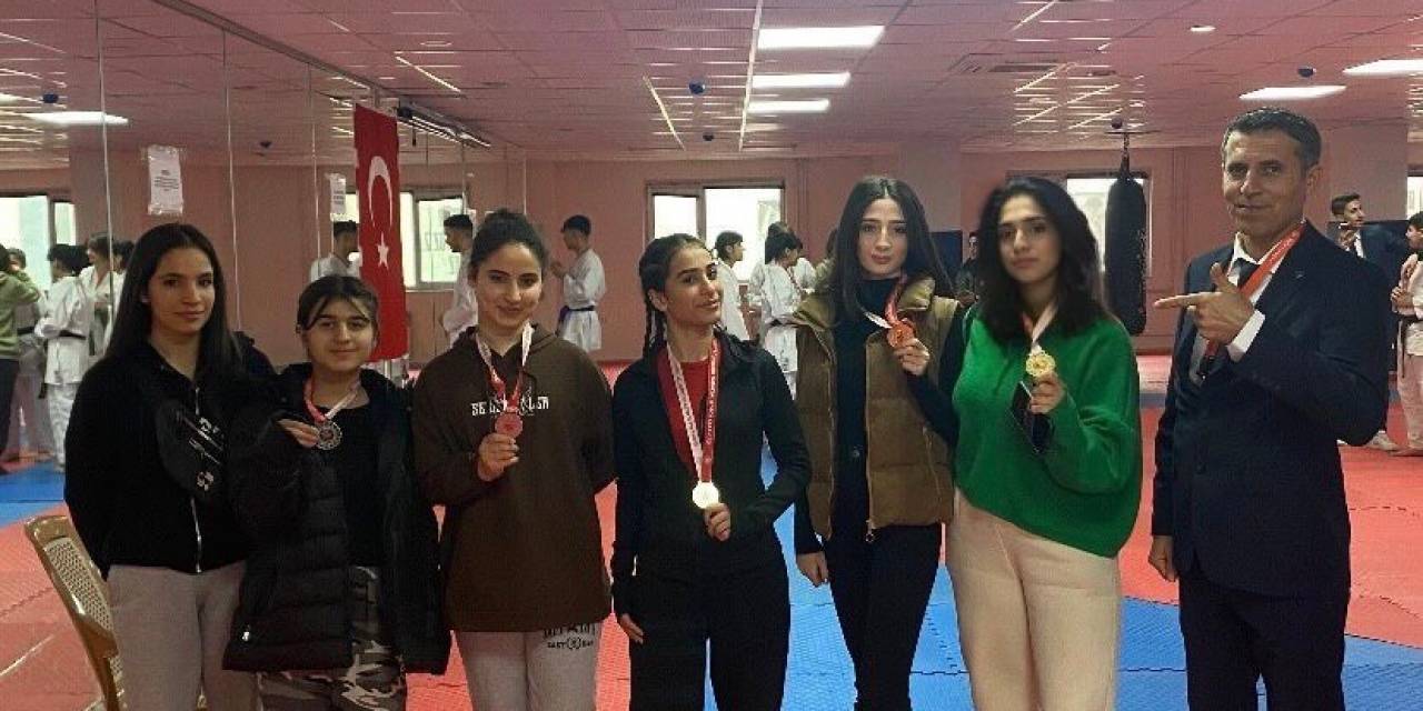 Çermikli Karateciler İldeki Müsabakalarda 3 Birincilik Aldı