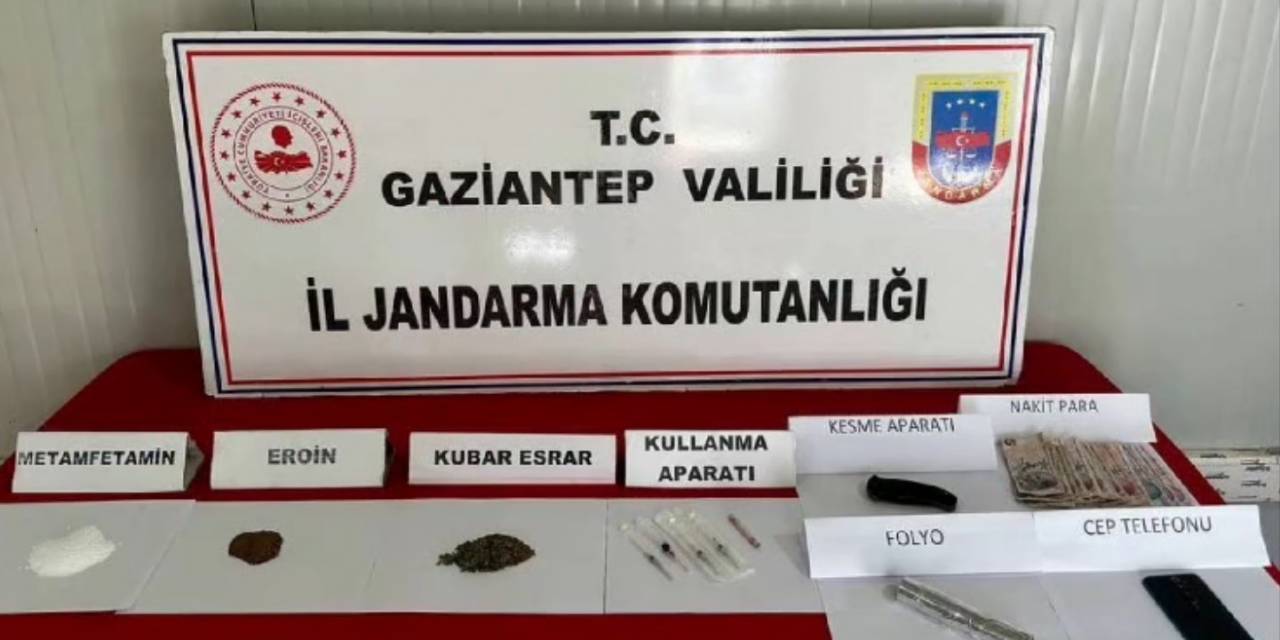 Jandarmadan Kaçakçılık Ve Uyuşturucu Operasyonu: 22 Tutuklama