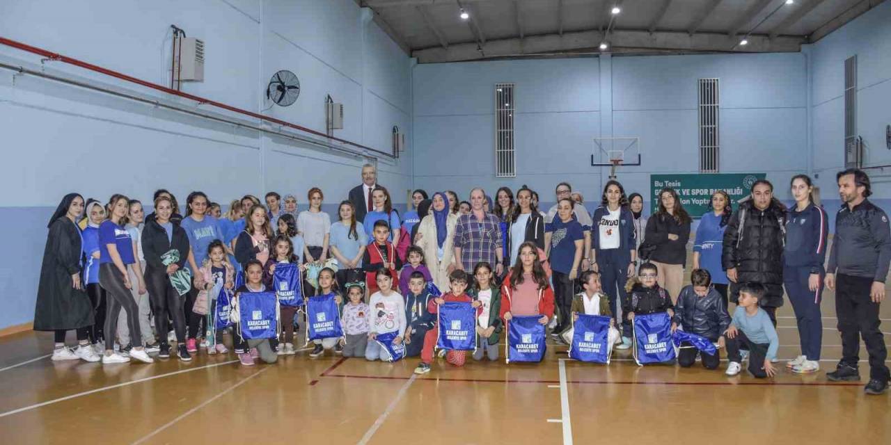 Karacabey Belediyesi’nin Spora Ve Eğitime Katkıları Devam Ediyor