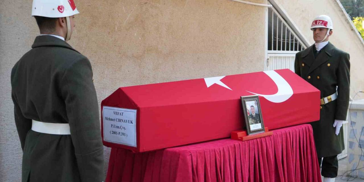 Beyin Kanamasından Hayatını Kaybeden Uzman Çavuş Son Yolculuğuna Uğurlandı