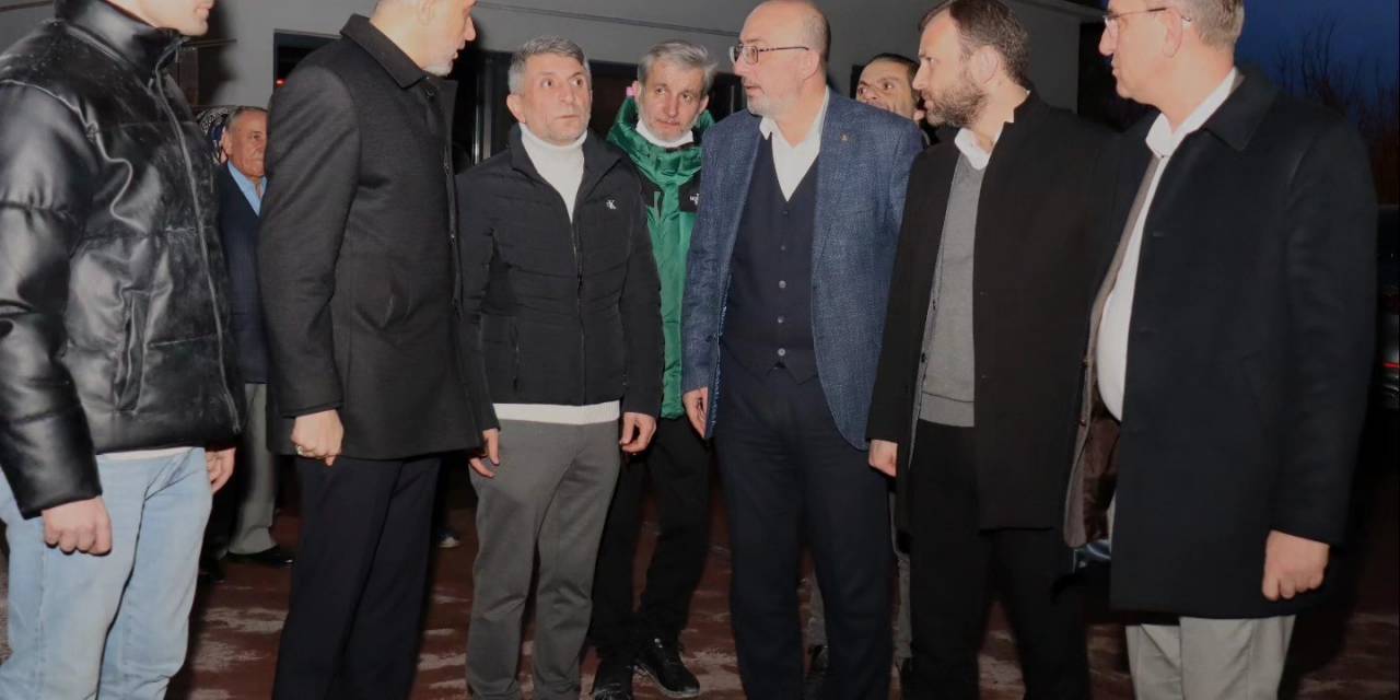 Başkan Önsay Ve Milletvekillerinden Yangından Etkilenen Porselen Fabrikasına Ziyaret