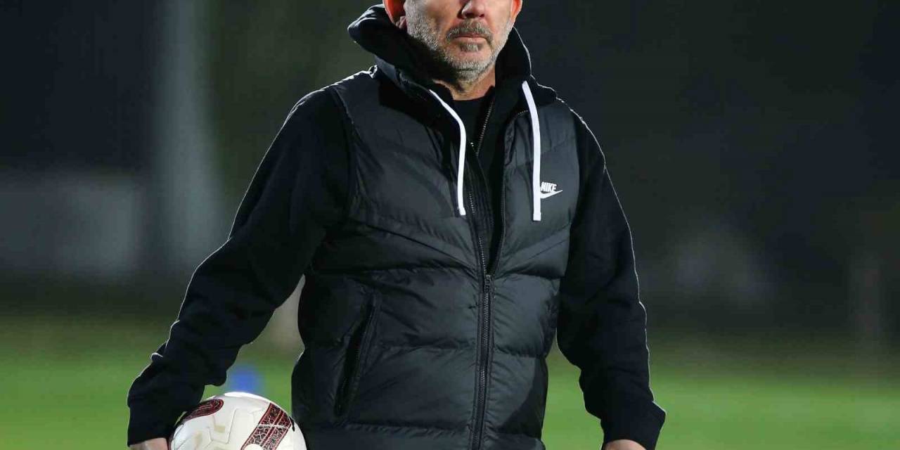 Sergen Yalçın, Antalyaspor’la İlk Antrenmanına Çıktı