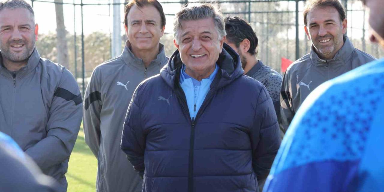 Menemen Fk’da Yılmaz Vural, Cenk Laleci’yi Geride Bıraktı