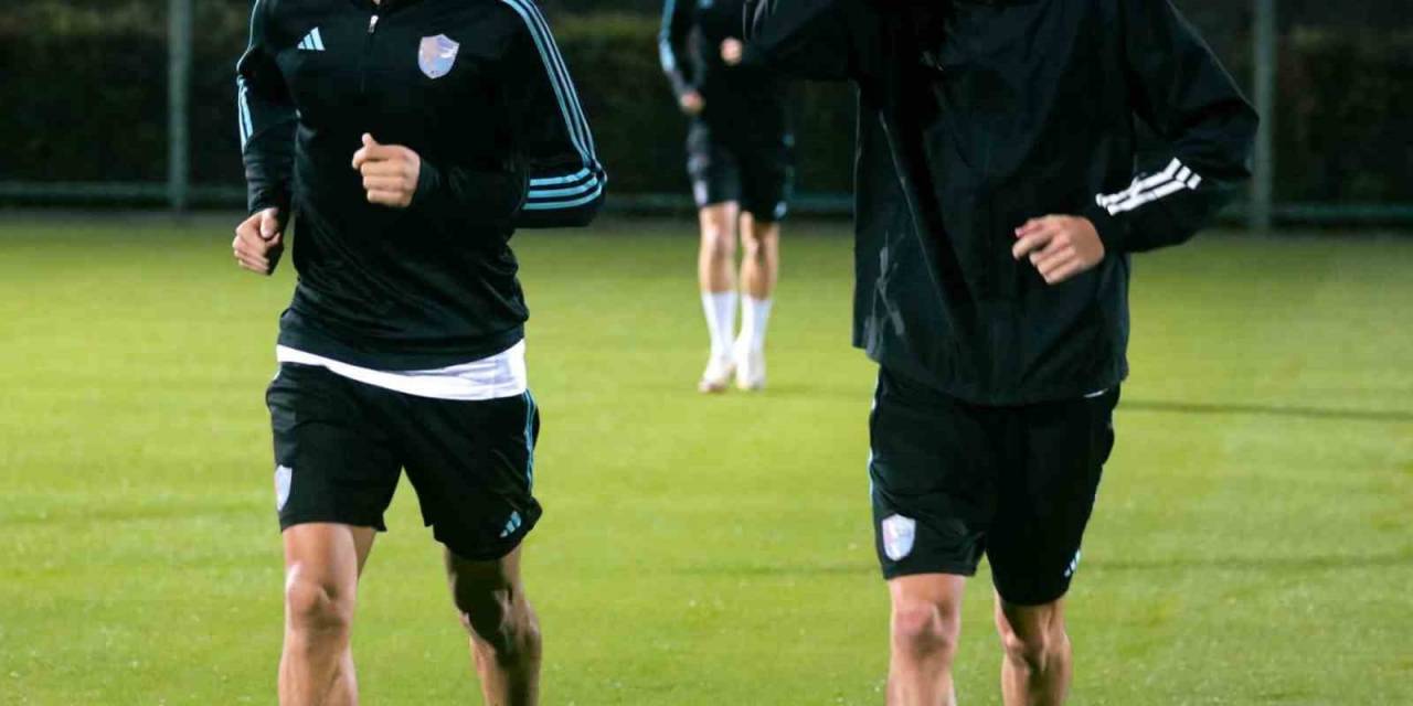 Erzurumspor Fk Antalya’da Kampa Girdi