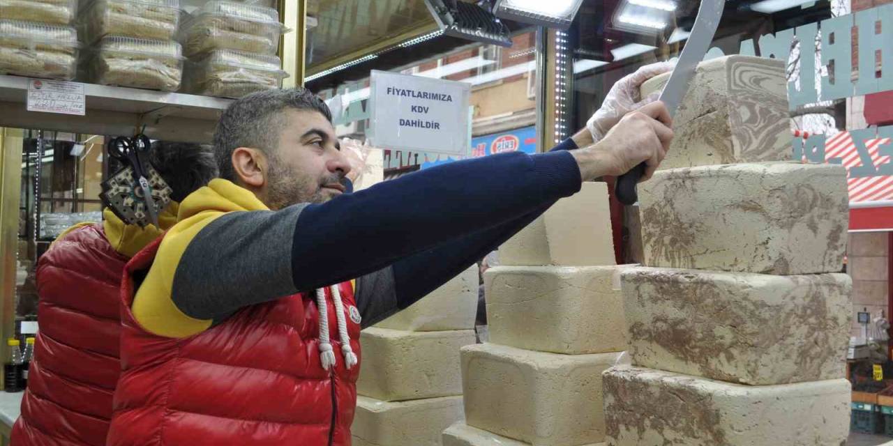 Kışın Tahin Helvası Satışları On Katına Kadar Artıyor
