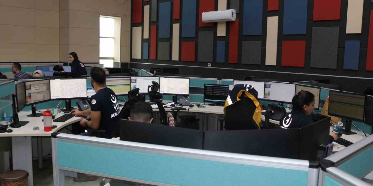 Siirt 112 Acil Çağrı Merkezi Aranarak Kedi İçin Otopsi İstendi